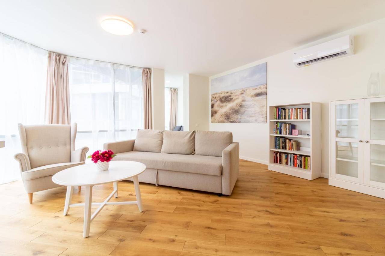 Elija Swan-Toy Apartments Sventoji Bagian luar foto