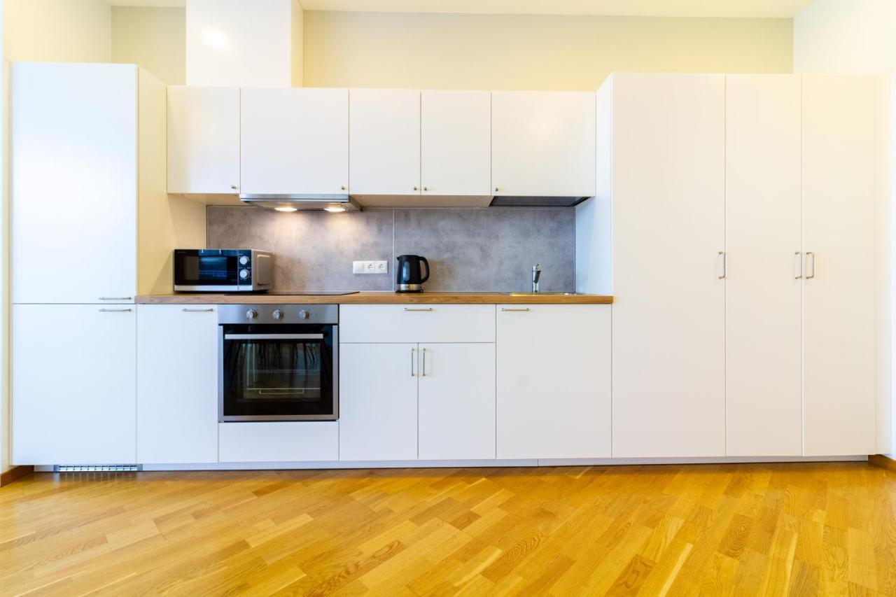 Elija Swan-Toy Apartments Sventoji Bagian luar foto