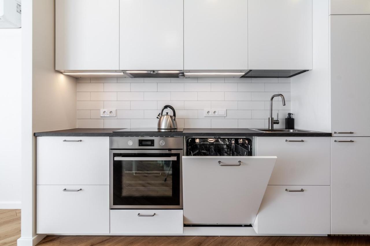 Elija Swan-Toy Apartments Sventoji Bagian luar foto