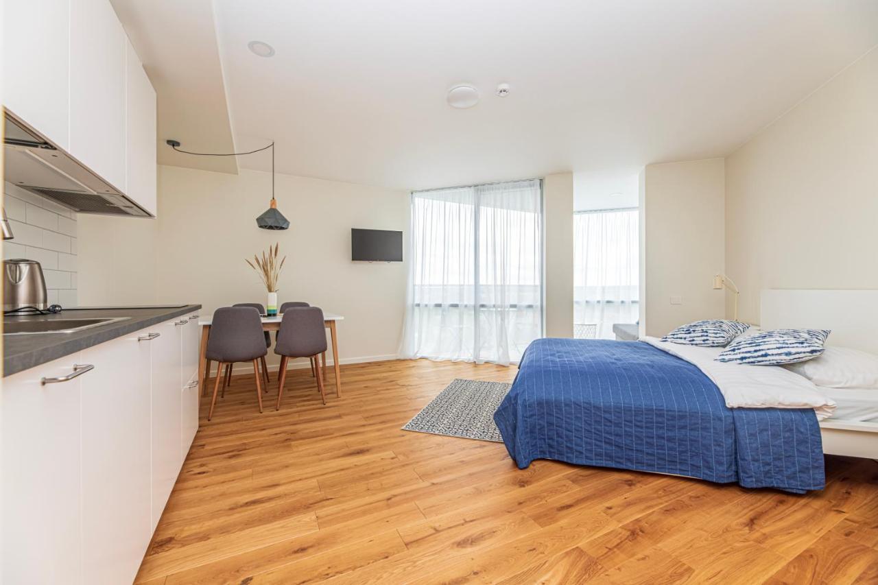 Elija Swan-Toy Apartments Sventoji Bagian luar foto